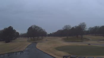 Weather camera view of Windyke Country Club.