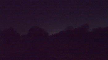 Weather camera view of Windyke Country Club.