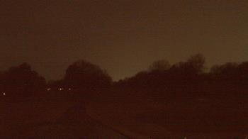 Weather camera view of Windyke Country Club.