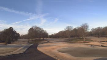 Weather camera view of Windyke Country Club.