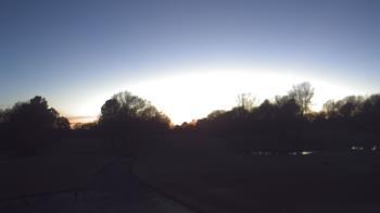 Weather camera view of Windyke Country Club.