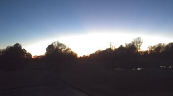 Weather camera view of Windyke Country Club.