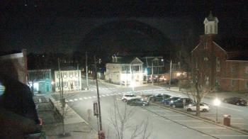Weather camera view of A&M Pizza.