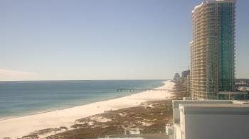 Weather camera view of Island House Hotel.