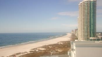 Weather camera view of Island House Hotel.