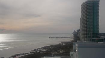 Weather camera view of Island House Hotel.