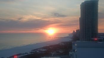 Weather camera view of Island House Hotel.