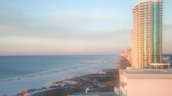 Weather camera view of Island House Hotel.