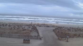 Weather camera view of Beach Patrol HQ.