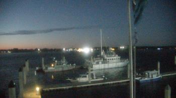 Weather camera view of Morning Star Marina.