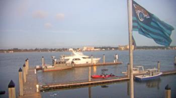 Weather camera view of Morning Star Marina.