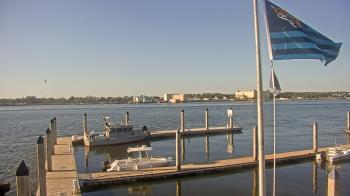 Weather camera view of Morning Star Marina.