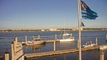 Weather camera view of Morning Star Marina.