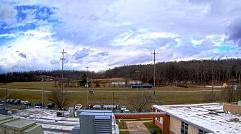 Weather camera view of New Bloomfield ES.
