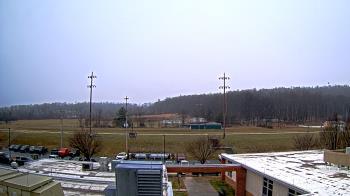 Weather camera view of New Bloomfield ES.