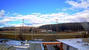 Weather camera view of New Bloomfield ES.