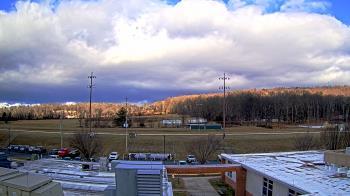 Weather camera view of New Bloomfield ES.
