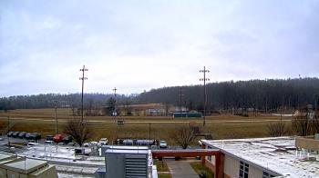 Weather camera view of New Bloomfield ES.