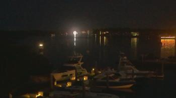 Weather camera view of Hamilton Harbor Yacht Club.