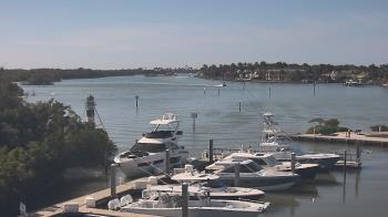 Weather camera view of Hamilton Harbor Yacht Club.