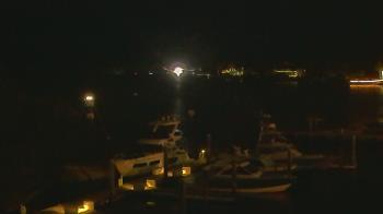 Weather camera view of Hamilton Harbor Yacht Club.