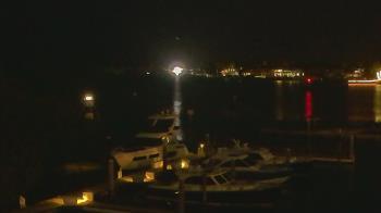 Weather camera view of Hamilton Harbor Yacht Club.