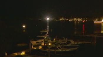 Weather camera view of Hamilton Harbor Yacht Club.
