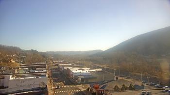 Weather camera view of Hotel Norton.