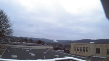 Weather camera view of Roy A Hunt Elementary School.