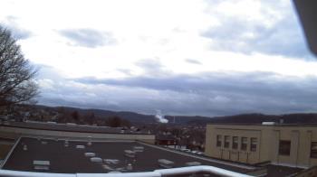 Weather camera view of Roy A Hunt Elementary School.