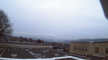 Weather camera view of Roy A Hunt Elementary School.