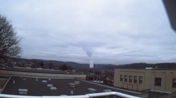 Weather camera view of Roy A Hunt Elementary School.