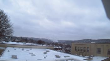 Weather camera view of Roy A Hunt Elementary School.