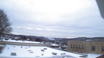 Weather camera view of Roy A Hunt Elementary School.