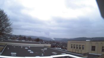 Weather camera view of Roy A Hunt Elementary School.