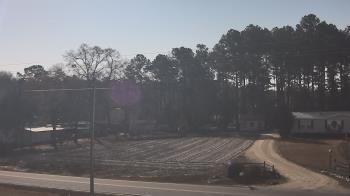 Weather camera view of Overshot NC.