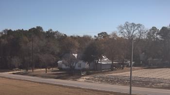 Weather camera view of Overshot NC.