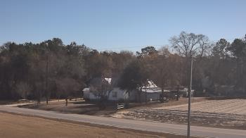 Weather camera view of Overshot NC.