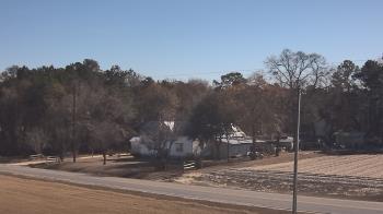 Weather camera view of Overshot NC.