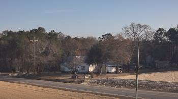 Weather camera view of Overshot NC.