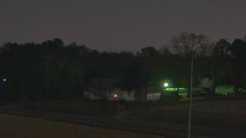 Weather camera view of Overshot NC.