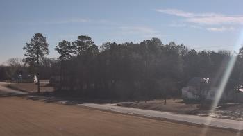 Weather camera view of Overshot NC.