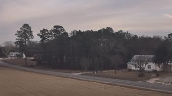 Weather camera view of Overshot NC.