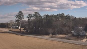 Weather camera view of Overshot NC.