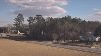 Weather camera view of Overshot NC.