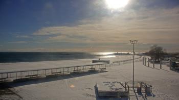Weather camera view of Ocean Beach Park.