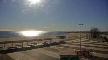 Weather camera view of Ocean Beach Park.