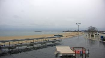 Weather camera view of Ocean Beach Park.