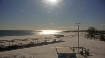 Weather camera view of Ocean Beach Park.