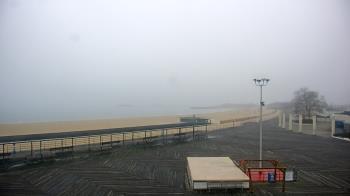 Weather camera view of Ocean Beach Park.